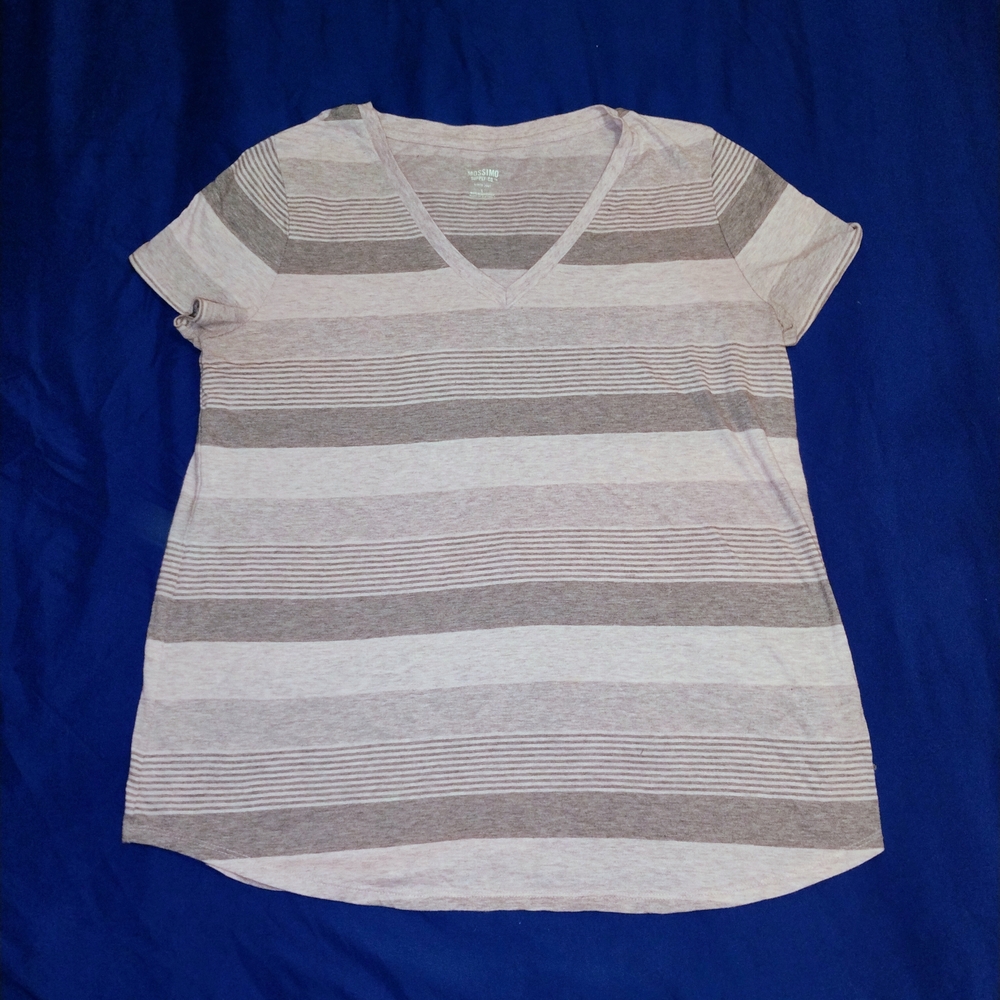 Women’s Short Sleeve Striped V-Neck Tee - Taupe & Cream